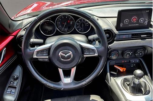 2021 Mazda MX-5 Miata Club