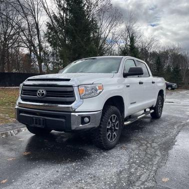 2015 Toyota Tundra SR5