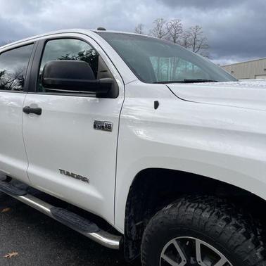 2015 Toyota Tundra SR5
