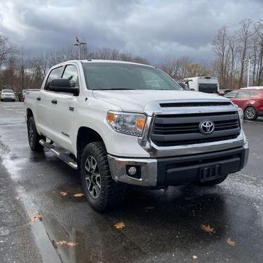 2015 Toyota Tundra SR5