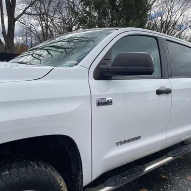 2015 Toyota Tundra SR5