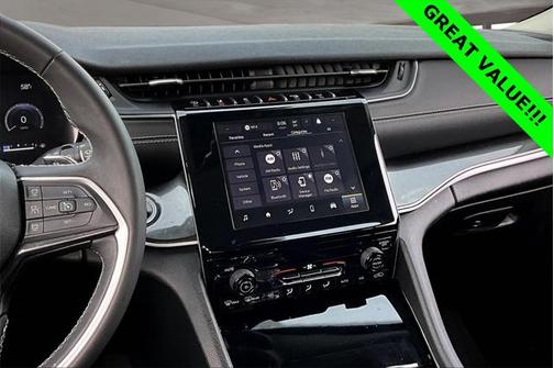 2023 Jeep Grand Cherokee Laredo