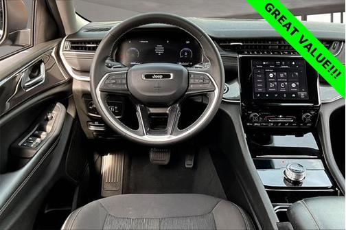 2023 Jeep Grand Cherokee Laredo