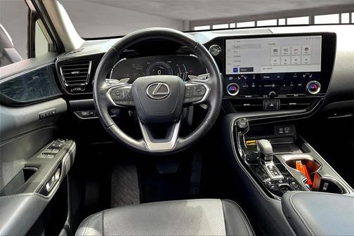 2022 Lexus NX 350h Premium
