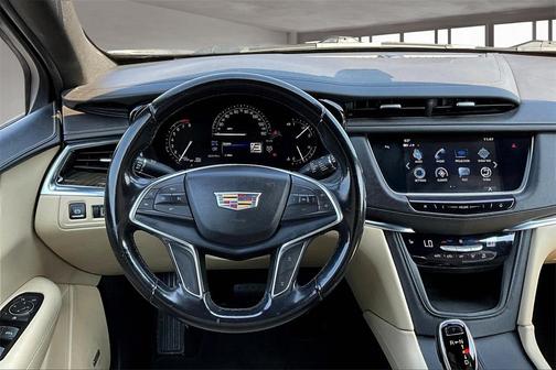 2018 Cadillac XT5 Base