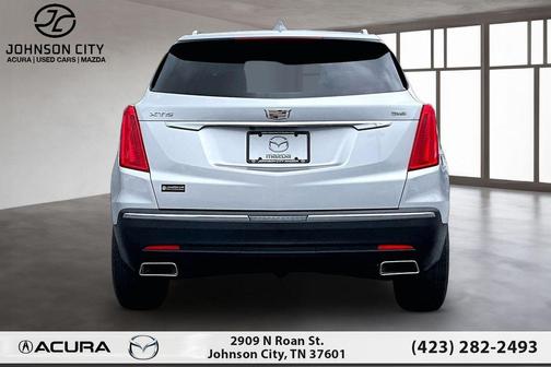 Radiant Silver Metallic 2019 Cadillac XT5 Luxury