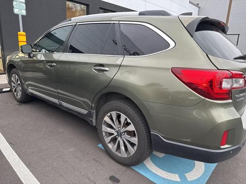 2017 Subaru Outback 3.6R Touring