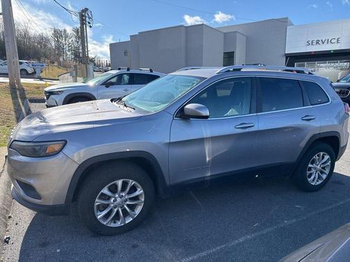2019 Jeep Cherokee Latitude