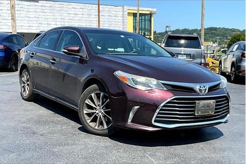 2016 Toyota Avalon XLE