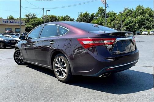 2016 Toyota Avalon XLE