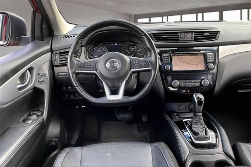 2020 Nissan Rogue Sport SL