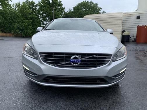 Bright Silver Metallic 2015 Volvo S60 T5 Premier