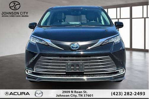 2021 Toyota Sienna XLE 7 Passenger