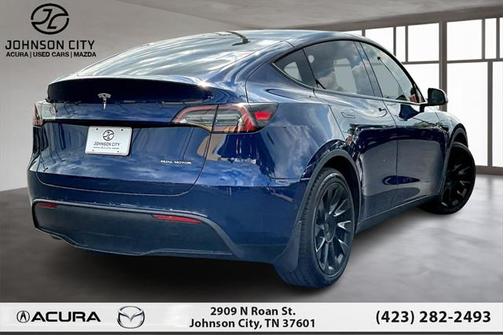 2022 Tesla Model Y Long Range Dual Motor All-Wheel Drive