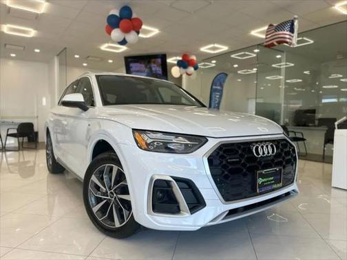 2024 Audi Q5 45 S line Premium Plus