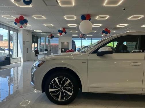 2024 Audi Q5 45 S line Premium Plus