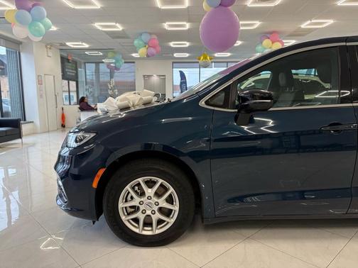 2025 Chrysler Pacifica L