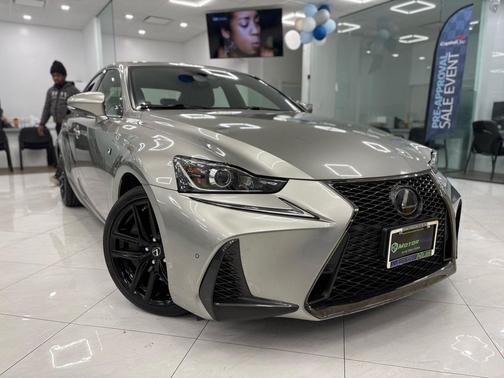 2018 Lexus IS 300 Base