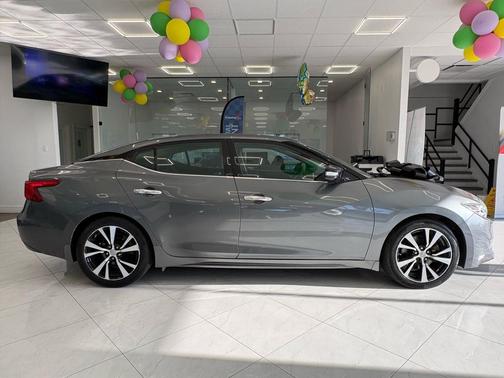 Gun Metallic 2018 Nissan Maxima 3.5 SL