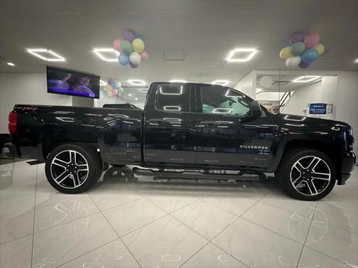 2018 Chevrolet Silverado 1500 Custom