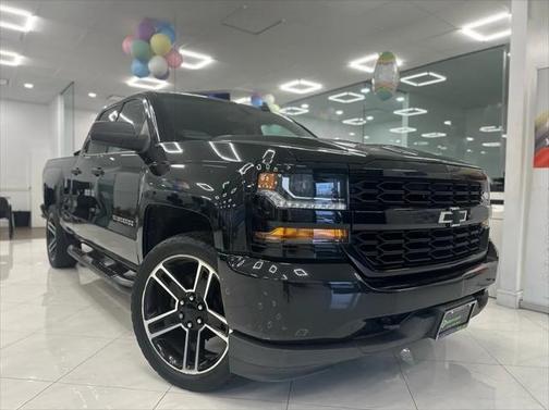 2018 Chevrolet Silverado 1500 Custom
