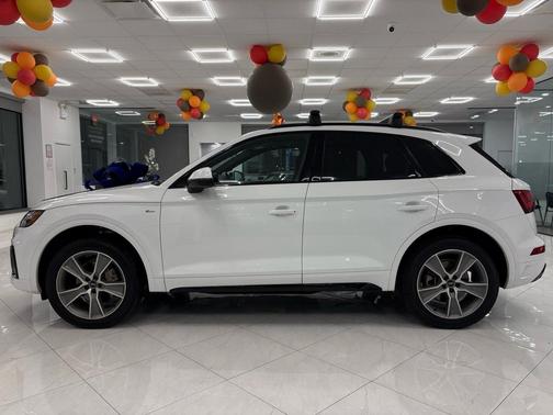 2025 Audi Q5 45 S line Premium