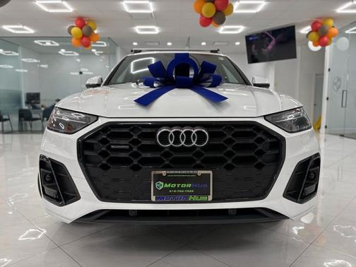 2025 Audi Q5 45 S line Premium