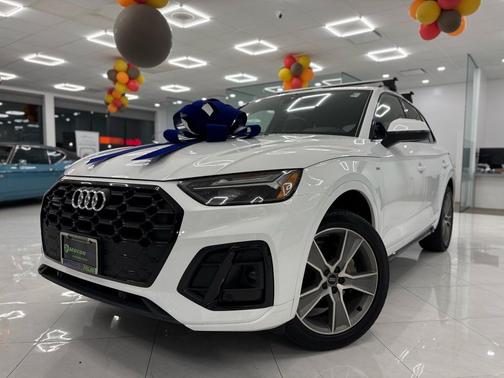 2025 Audi Q5 45 S line Premium