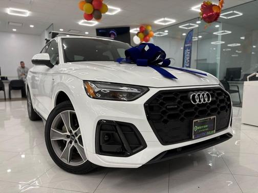 2025 Audi Q5 45 S line Premium
