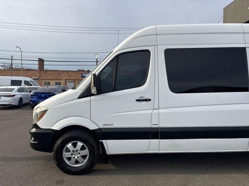 2015 Mercedes-Benz Sprinter 2500 High Roof