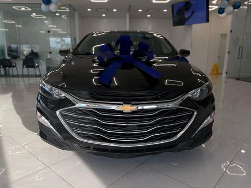 2022 Chevrolet Malibu FWD LT