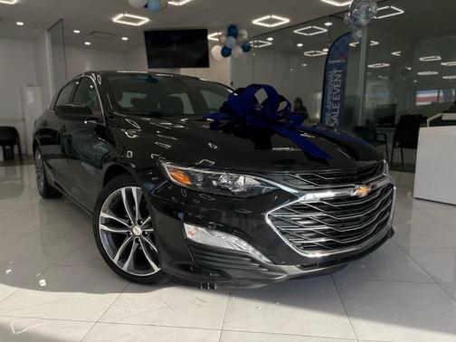 2022 Chevrolet Malibu FWD LT