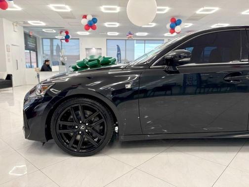 2018 Lexus IS 300 Base