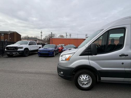 2021 Ford Transit-250 Base