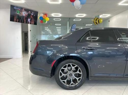 2017 Chrysler 300 S