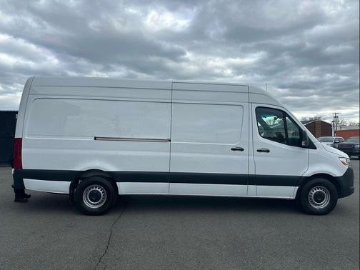2022 Mercedes-Benz Sprinter 2500 High Roof