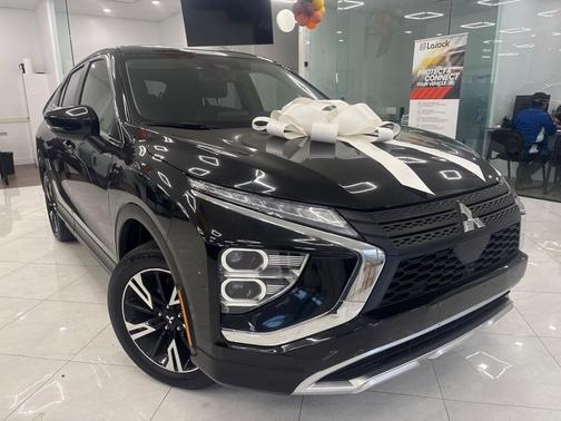 Labrador Black Pearl 2025 Mitsubishi Eclipse Cross SE