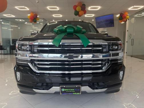 2017 Chevrolet Silverado 1500 High Country