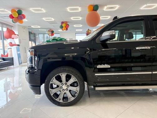 2017 Chevrolet Silverado 1500 High Country