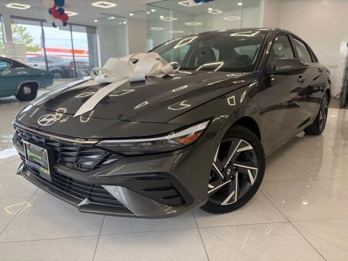 Gray 2025 Hyundai ELANTRA HEV Limited