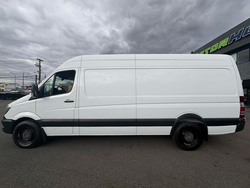 2017 Mercedes-Benz Sprinter 2500 High Roof V6