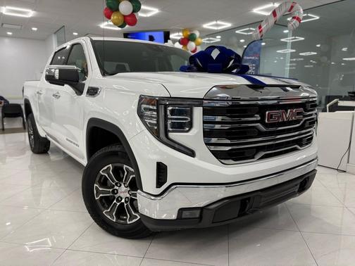 2024 GMC Sierra 1500 SLT