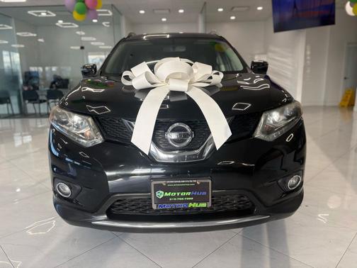 Magnetic Black 2016 Nissan Rogue SL