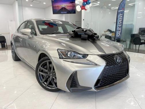 2018 Lexus IS 300 Base
