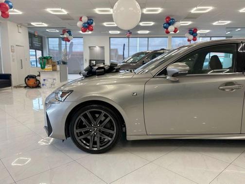 2018 Lexus IS 300 Base