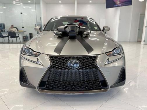 2018 Lexus IS 300 Base