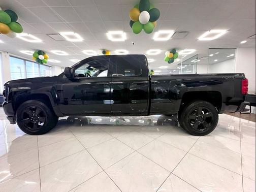 2018 Chevrolet Silverado 1500 Custom