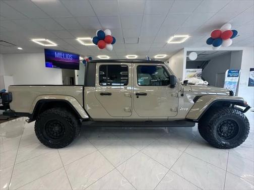 2020 Jeep Gladiator Overland