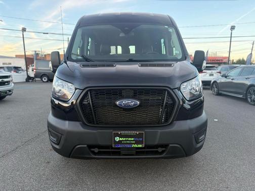 2022 Ford Transit-250 Base