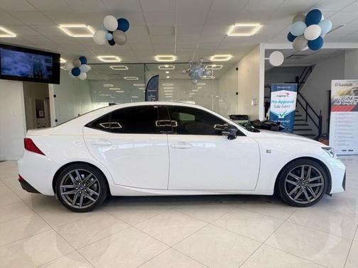 2018 Lexus IS 300 Base